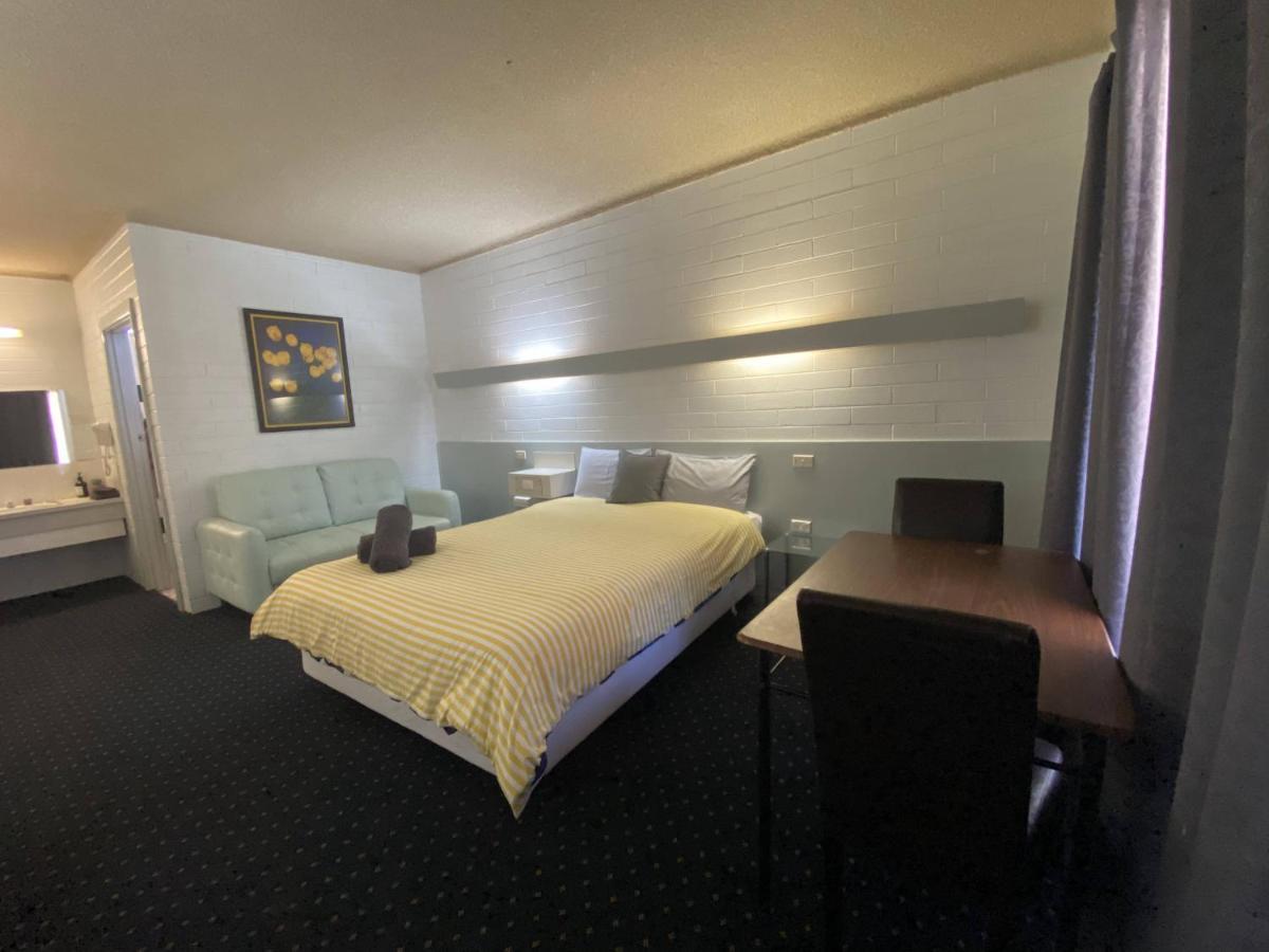 Capri Motel Balranald Luaran gambar