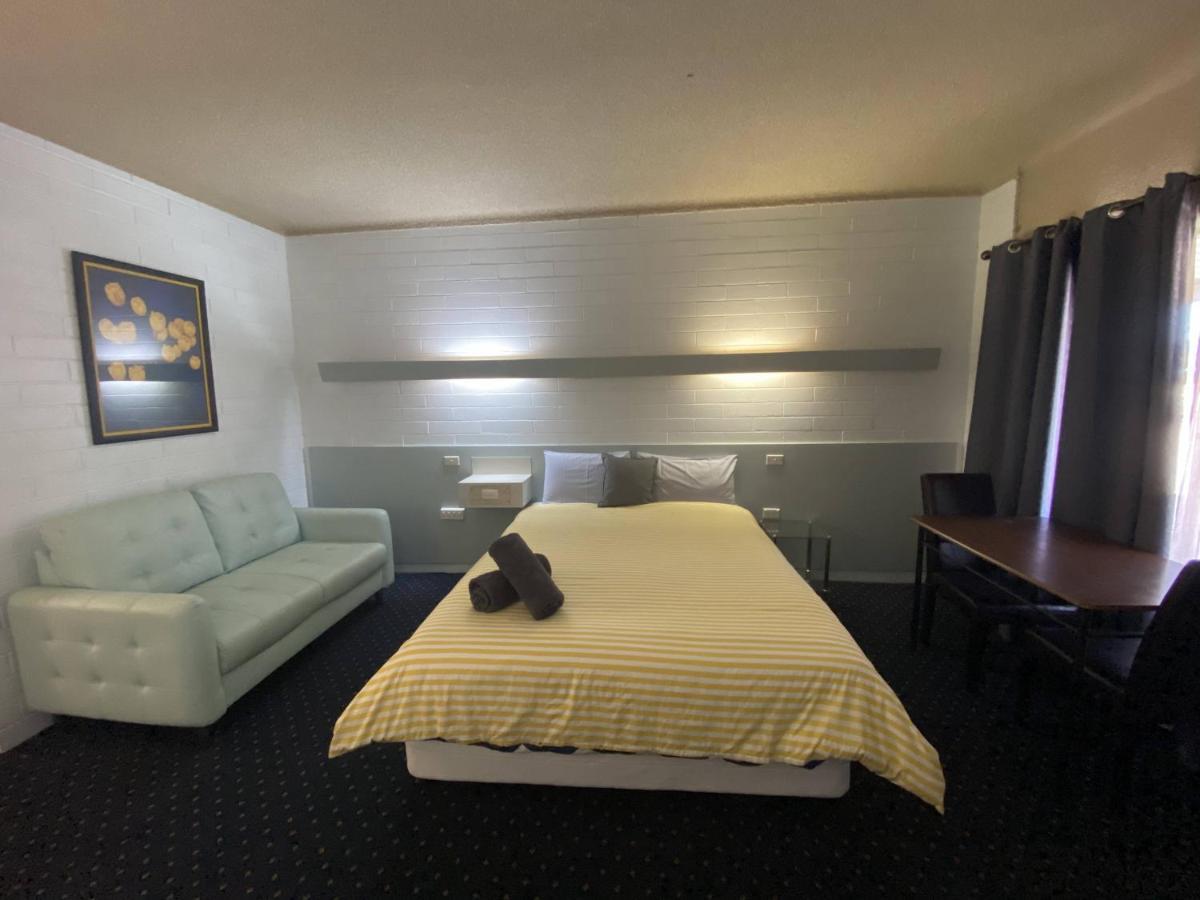 Capri Motel Balranald Luaran gambar