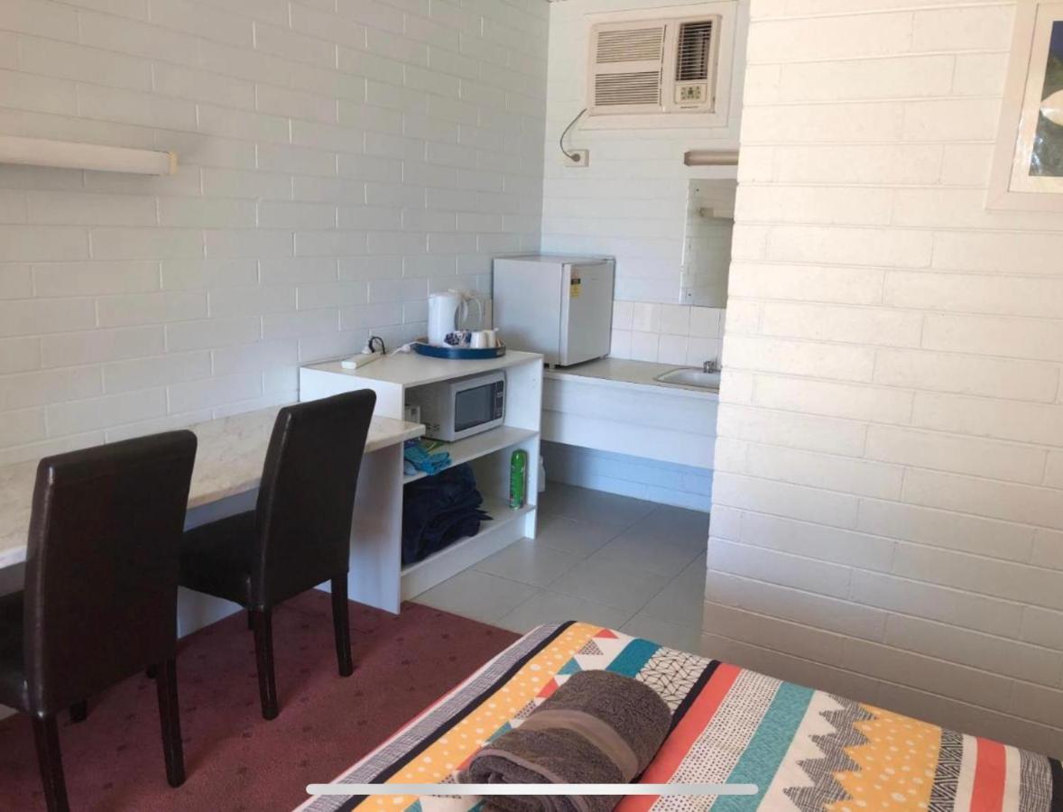 Capri Motel Balranald Luaran gambar
