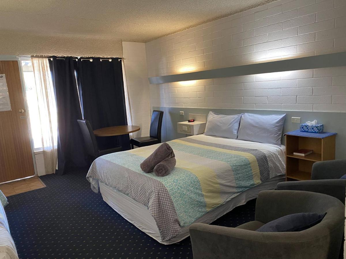 Capri Motel Balranald Luaran gambar