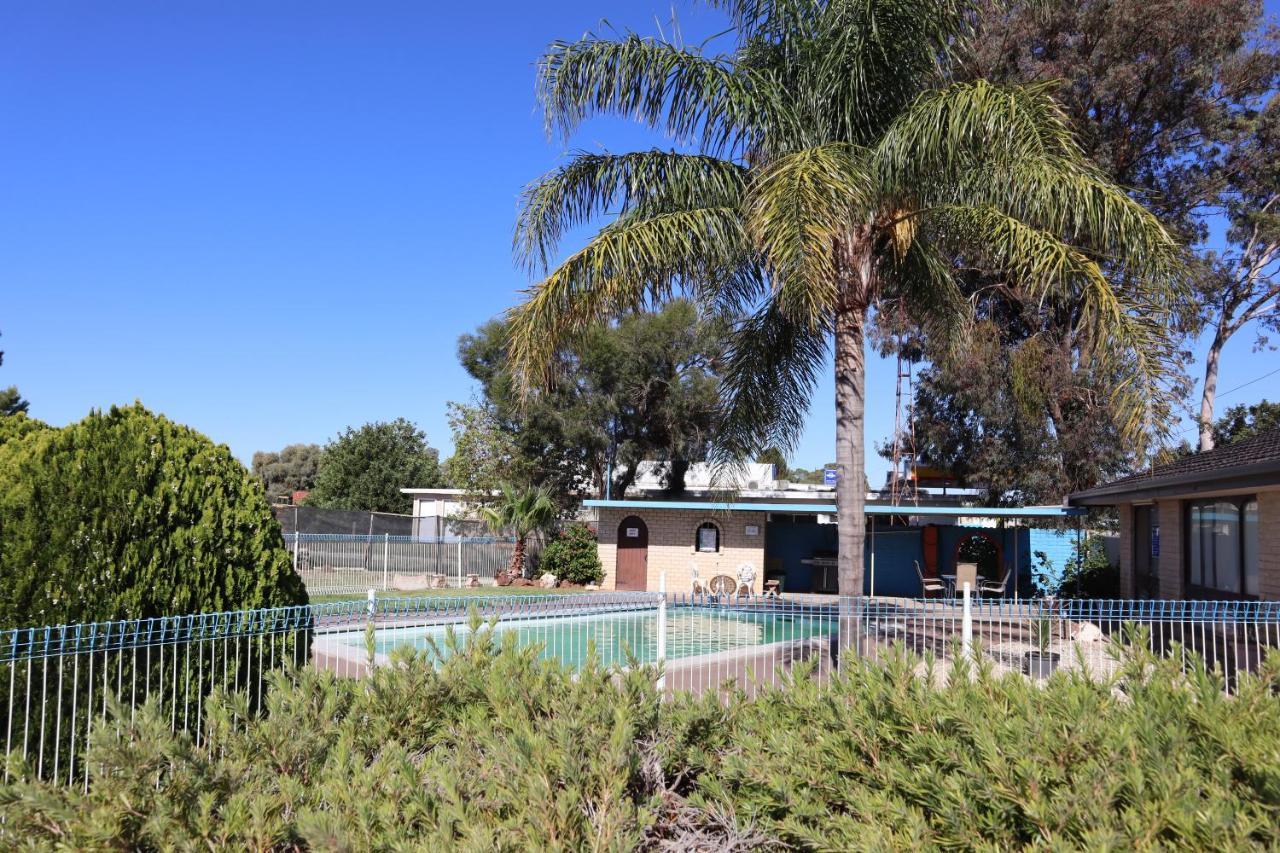 Capri Motel Balranald Luaran gambar