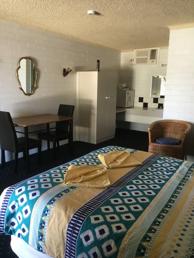 Capri Motel Balranald Luaran gambar