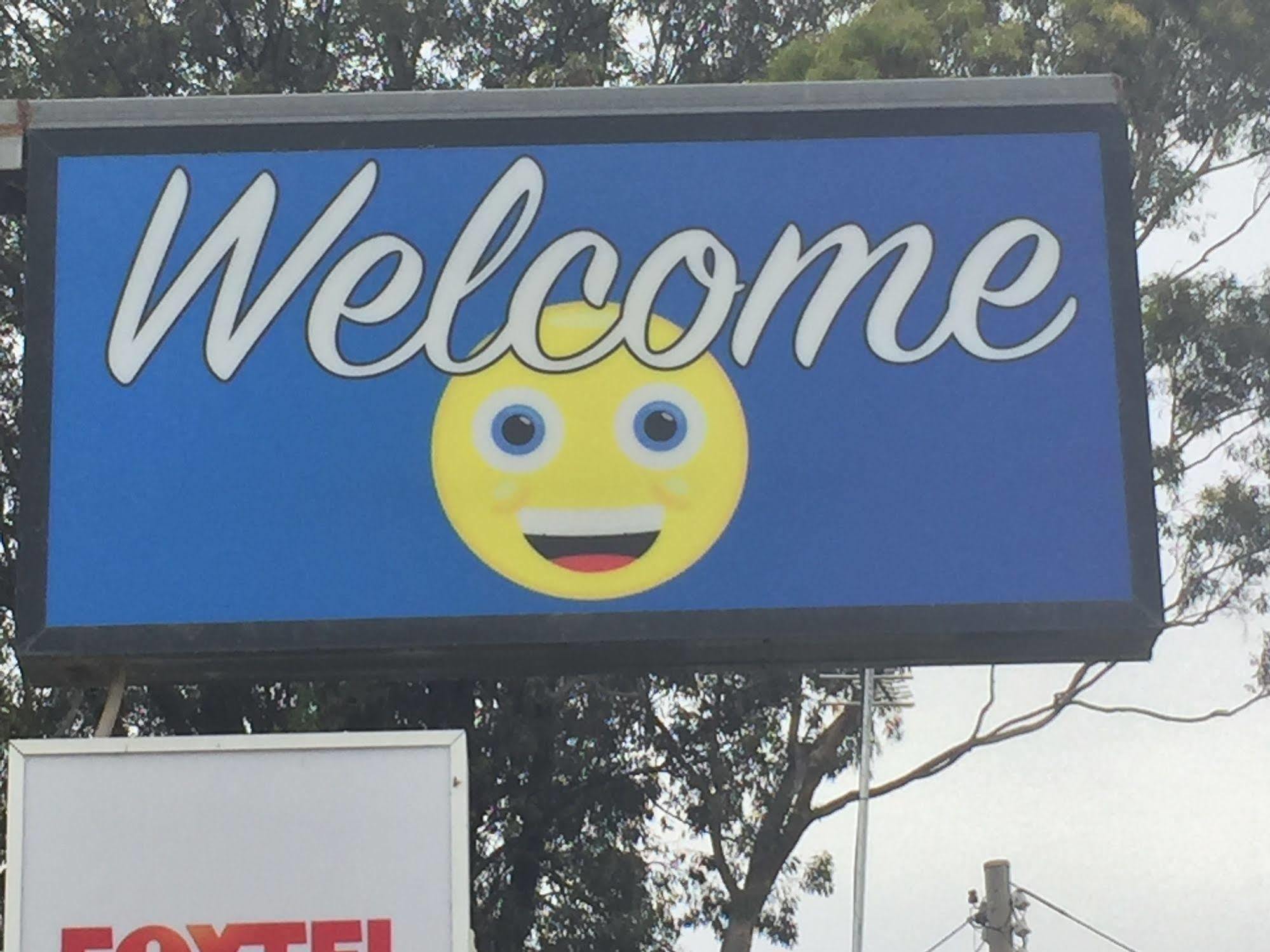 Capri Motel Balranald Luaran gambar